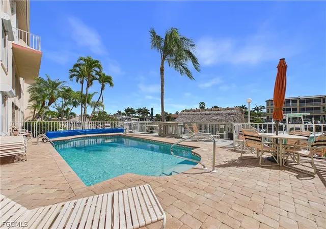 4th image of 1614 Beach Pkwy #103, Cape Coral, FL 33904 | MLS# 2026010933