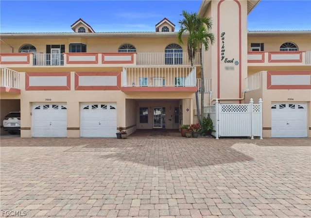 5th image of 1614 Beach Pkwy #103, Cape Coral, FL 33904 | MLS# 2026010933