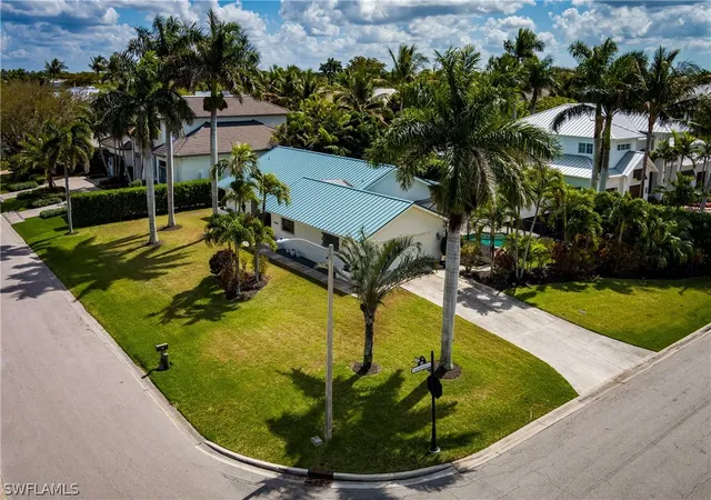 1st image of 600 Parkview Ln, Naples, FL 34103 | MLS# 226009038