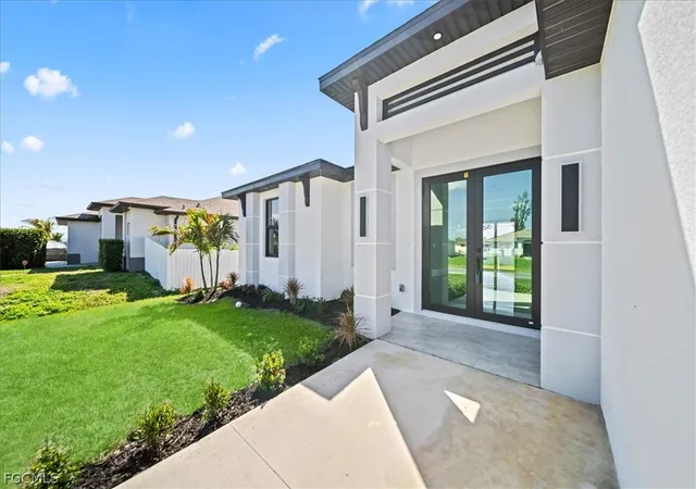 Photo 3 of Sale Pending at 822 NE 19th Street, Cape Coral, FL 33909 | MLS# 2026010969 | Listing updated on 2026-07-01
