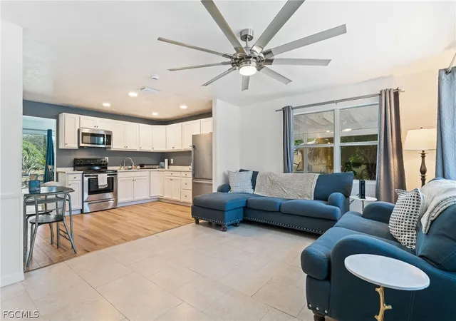 Photo 4 of Single family home for sale at 1006 April Ln, North Fort Myers, FL 33903 | MLS# 2026010992 | Listing updated on 2026-07-21