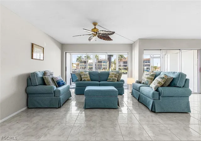 Listing Photo 4 - Condo for sale in building located at 4105 Se 19Th Pl, Cape Coral, FL 33904 - Unit #101