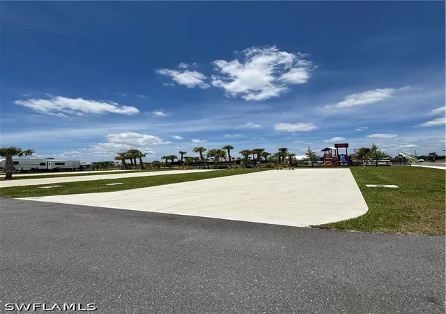 5th image of 215 Club Ln, Punta Gorda, FL 33982 | MLS# 226009812
