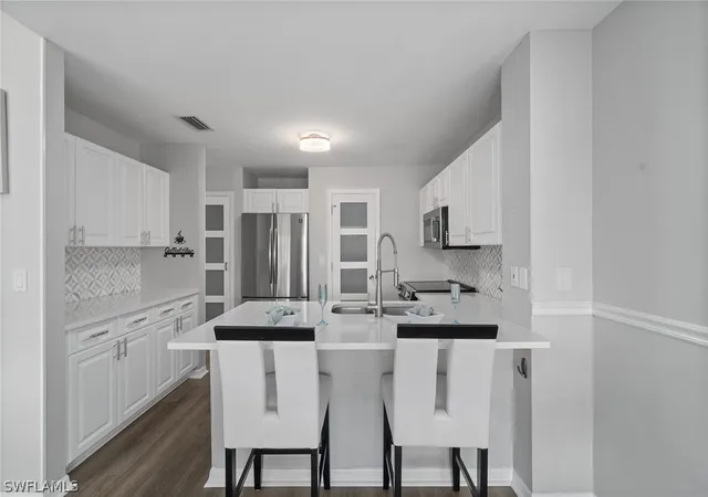 Listing Photo 5 - Condo for sale in building located at 8241 Grand Palm Dr, Estero, FL 33967 - Unit #2