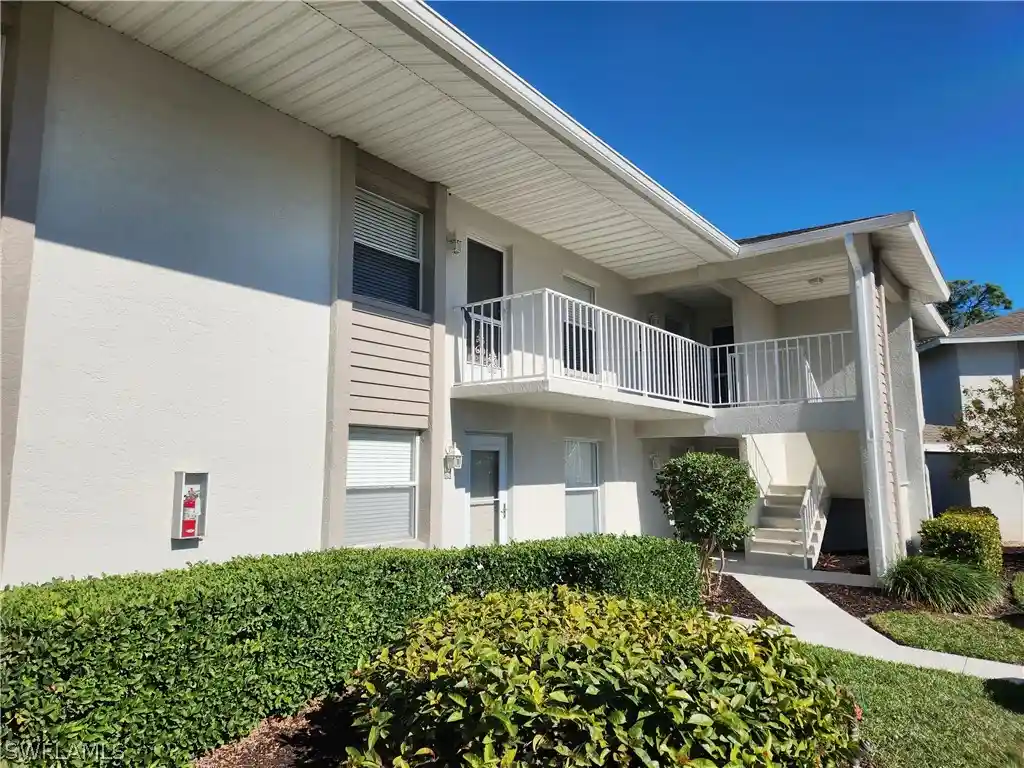 Listing Photo 2 - Condo for sale in 1350 Churchill Cir located at 1350 Churchill Cir, Naples, FL 34116 - Unit #L203