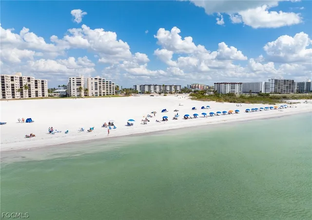 Homes for sale in Fort Myers Beach, FL | 6897 Estero Boulevard, Fort Myers Beach, FL 33931 | Houzeo