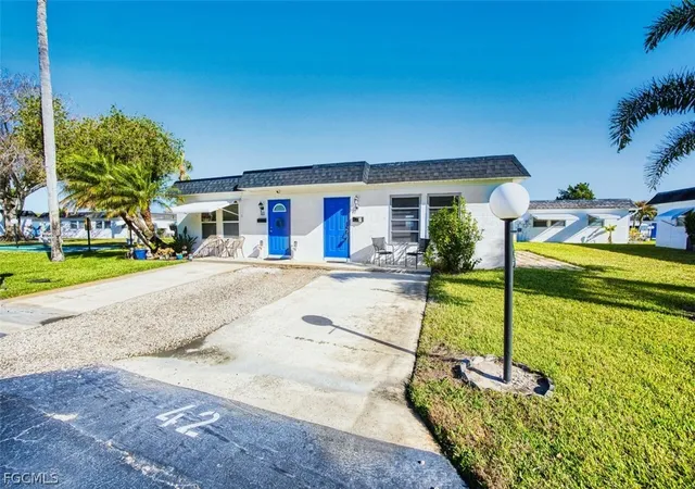Photo 1 of Sale Pending at 42 Temple Ct, Lehigh Acres, FL 33936 | MLS# 2026011341 | Listing updated on 2026-08-31