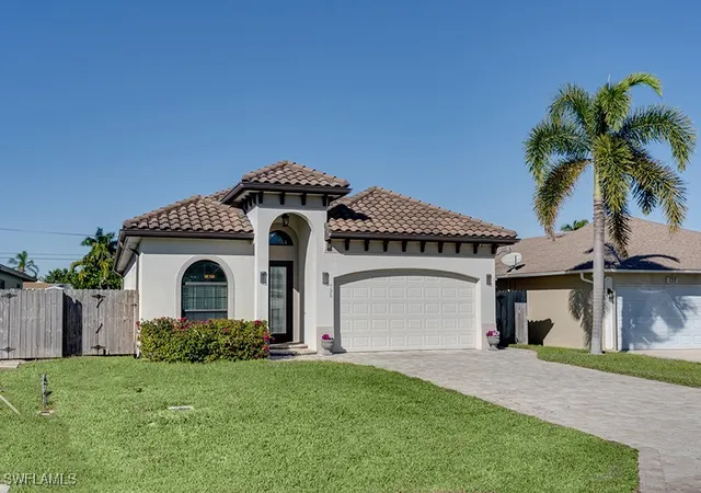 Photo 2 of Single family home for sale at 735 99th Avenue N, Naples, FL 34108 | MLS# 226004551 | Listing updated on 2026-09-01