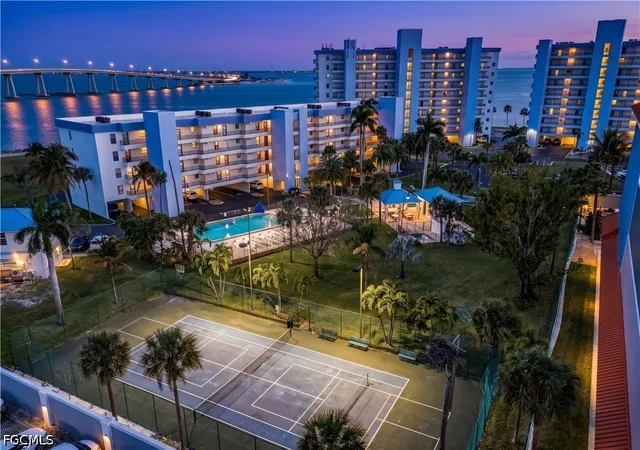 2nd image of 15021 Punta Rassa Rd, Fort Myers, FL 33908