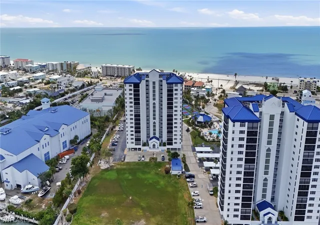4th image of 4745 Estero Blvd #204, Fort Myers Beach, FL 33931 | MLS# 226009902
