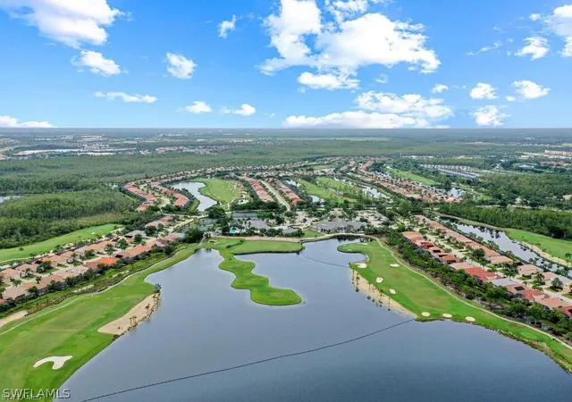 2nd image of 9575 Hemingway Ln, Fort Myers, FL 33913