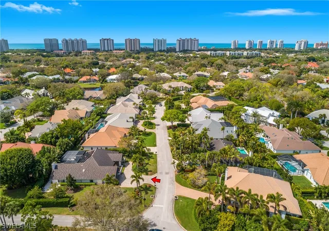 2nd image of 720 Shadow Lake Ln, Naples, FL 34108 | MLS# 226008409