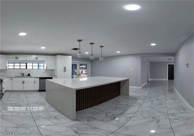 3rd image of 425 N Lindero St, Clewiston, FL 33440 | MLS# 226010490