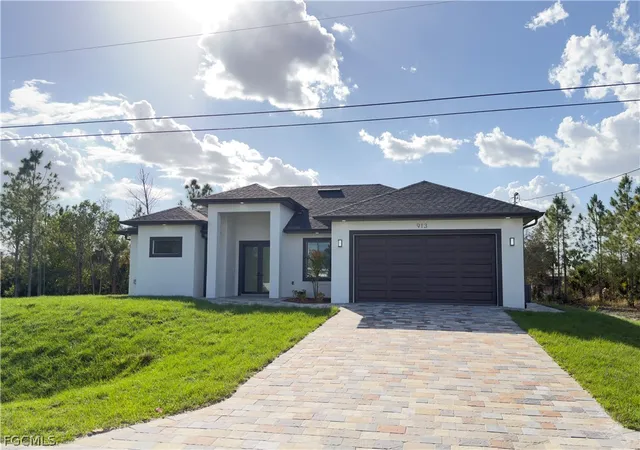 Photo 1 of Single family home for sale at 913 Glenn Ave, Lehigh Acres, FL 33972 | MLS# 2026011796 | Listing updated on 2026-03-09