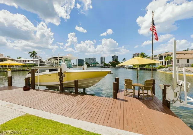45th image of 361 Pirates Bight, Naples, FL 34103 | MLS# 226010046