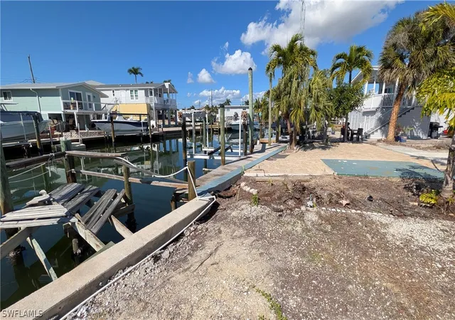 5th image of 58 Nancy Ln, Fort Myers Beach, FL 33931 | MLS# 226010656