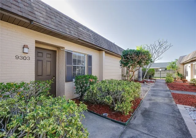 Photo 1 of Townhouse for sale at 9303 Lennex Ln, Fort Myers, FL 33919 | MLS# 2026011981 | Listing updated on 2026-10-01