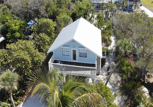 2nd image of 201 White Pelican Dr, Captiva, FL 33924 | MLS# 2026012142