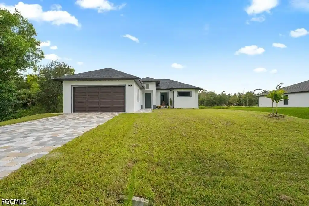 Photo 1 of Sale Pending at 724 Kari Cir, Lehigh Acres, FL 33974 | MLS# 2026012207 | Listing updated on 2026-10-26