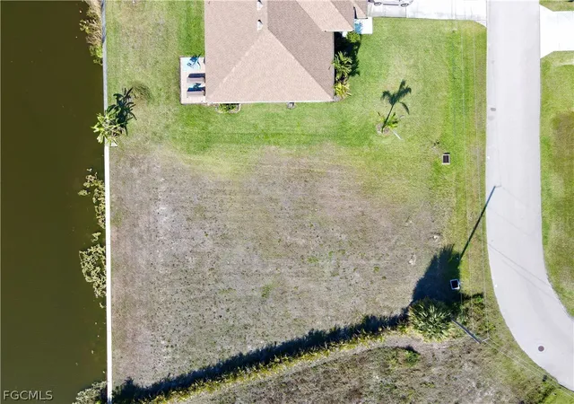 16th image of 2102 Sw 15 Ter, Cape Coral, FL 33991 | MLS# 2026012228