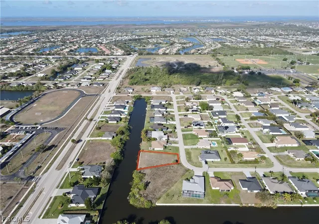 2nd image of 2102 Sw 15 Ter, Cape Coral, FL 33991 | MLS# 2026012228