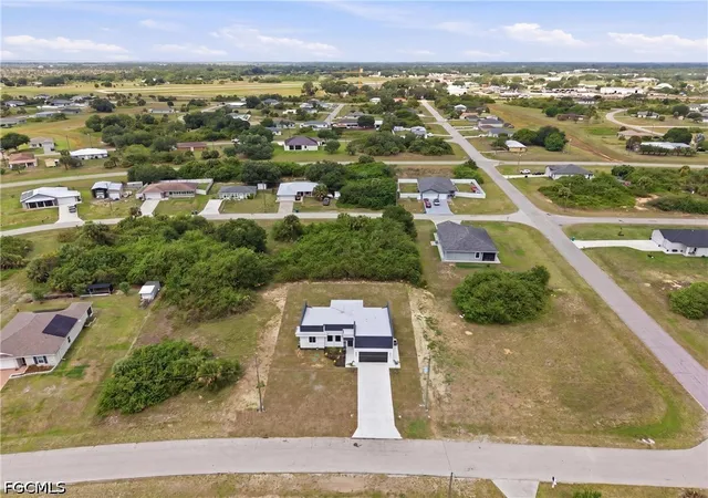 33rd image of 3004 Iris Cir, Labelle, FL 33935 | MLS# 2026012238