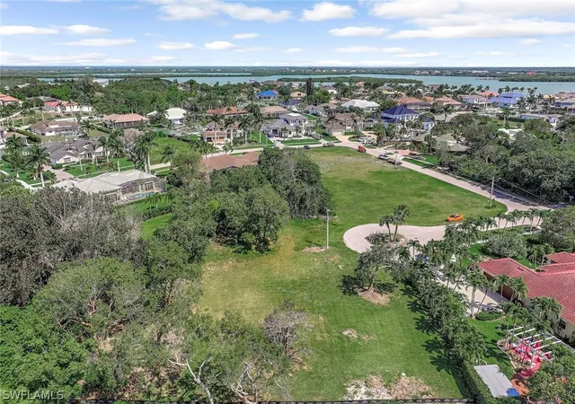 2nd image of 965 Leo Ct, Marco Island, FL 34145 | MLS# 226010586