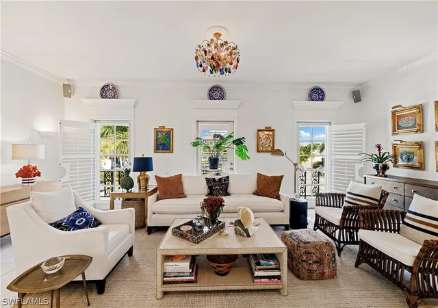 Listing Photo 5 - Condo for sale in building located at 292 14Th Ave S, Naples, FL 34102 - Unit #A
