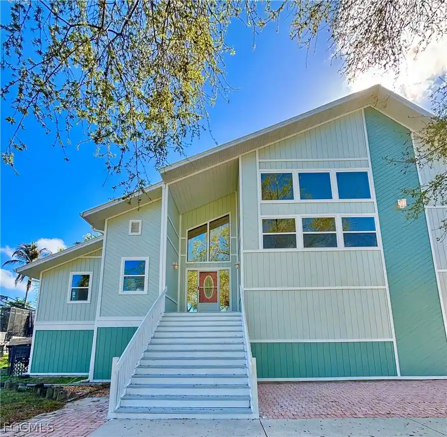 Photo 1 of Sale Pending at 15493 Chloe Cir, Fort Myers, FL 33908 | MLS# 2026012336 | Listing updated on 2026-10-26