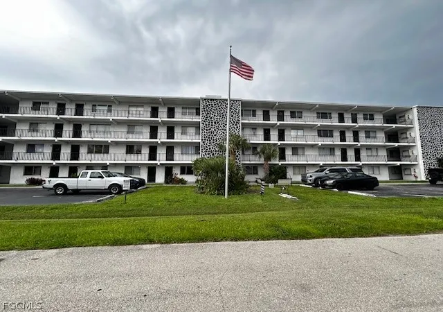12th image of 4906 Victoria Dr #412, Cape Coral, FL 33904 | MLS# 2026012444