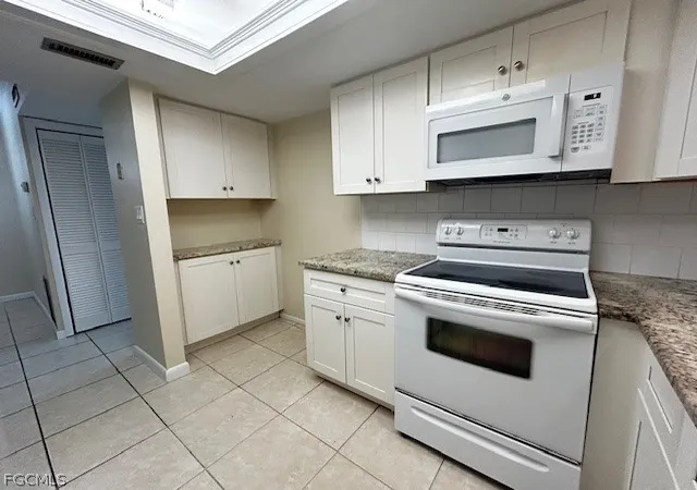 4th image of 4906 Victoria Dr #412, Cape Coral, FL 33904 | MLS# 2026012444