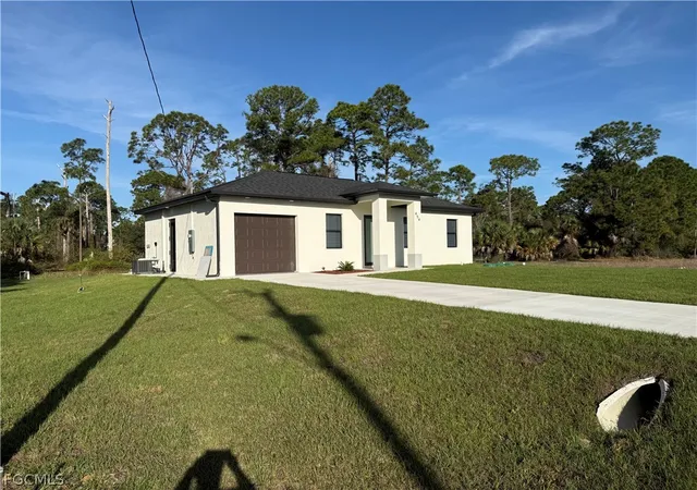 Photo 3 of Single family home for sale at 454 Norwood Ave S, Lehigh Acres, FL 33974 | MLS# 2026012456 | Listing updated on 2026-03-13