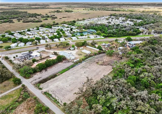 5th image of 1097 Marshall Field Rd, Labelle, FL 33935 | MLS# 2026012490