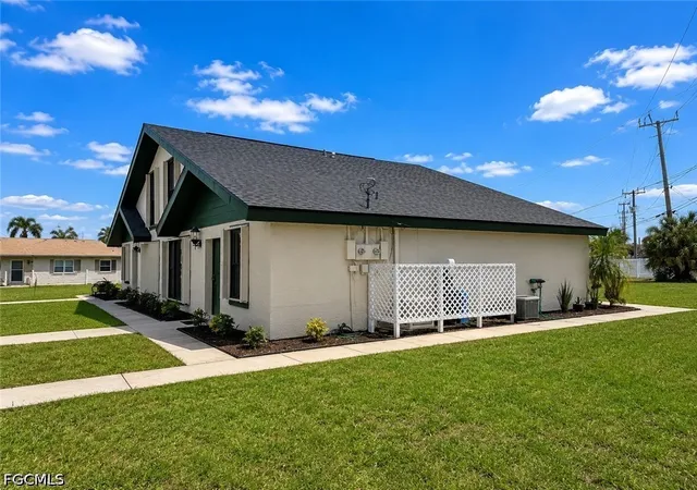 Photo 3 of House for sale at 7374 7376 Albany Rd, Fort Myers, FL 33967 | MLS# 2026012528 | Listing updated on 2026-08-03