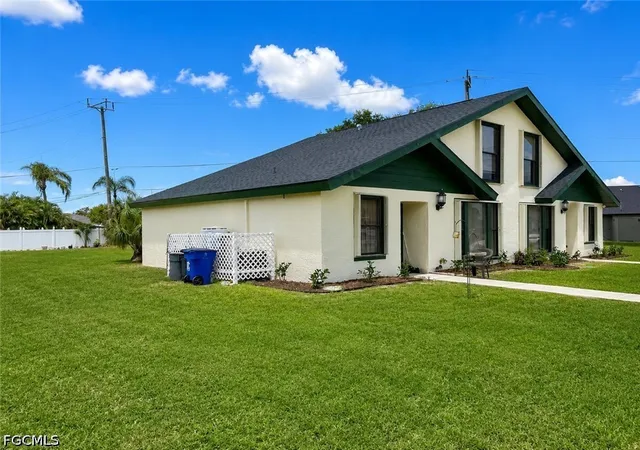 Photo 4 of House for sale at 7374 7376 Albany Rd, Fort Myers, FL 33967 | MLS# 2026012528 | Listing updated on 2026-08-03