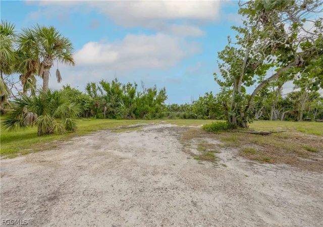 10th image of 393 & 401 Raintree Pl, Sanibel, FL 33957 | MLS# 2026012645