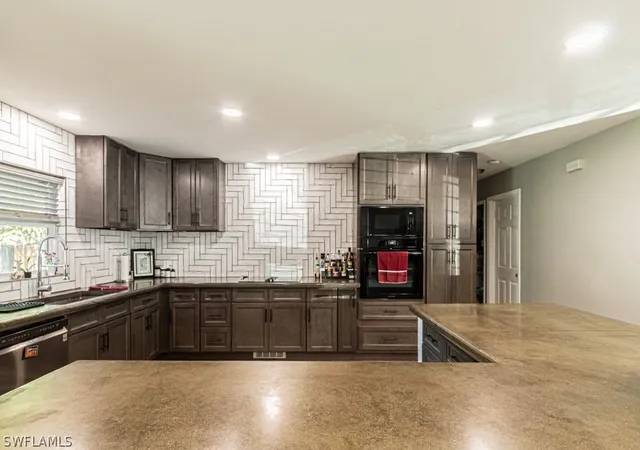 Photo 3 of Single family home for sale at 3771 31st Avenue Sw, Naples, FL 34117 | MLS# 226004597 | Listing updated on 2026-07-25
