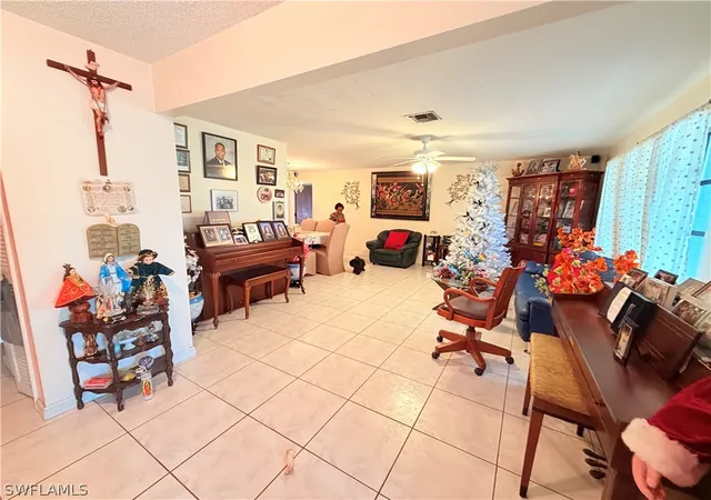 4th image of 1439 Se 15Th St, Cape Coral, FL 33990 | MLS# 226011384