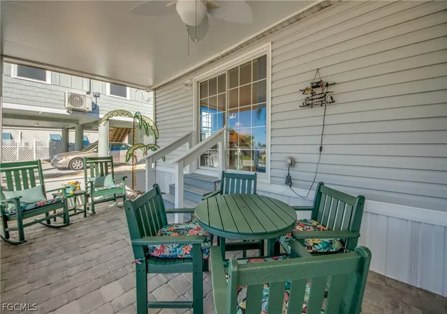 4th image of 4892 Gulfgate Ln, Saint James City, FL 33956 | MLS# 2026012753