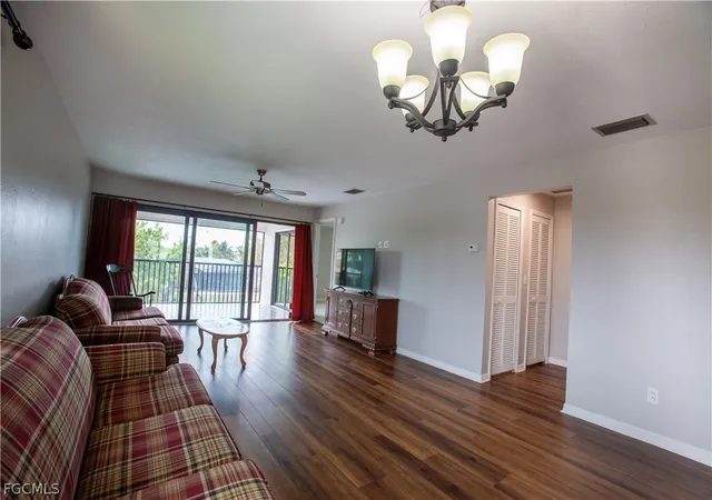 4th image of 232 Cape Coral Pkwy E, Cape Coral, FL 33904