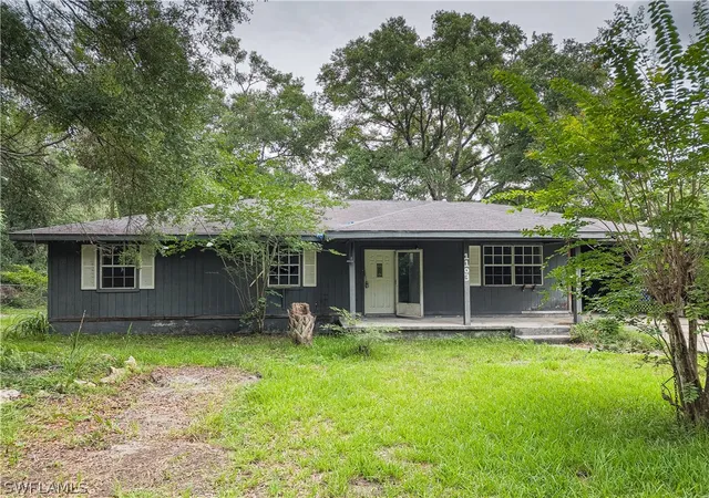 1st image of 1103 Se 1 St, Chiefland, FL 32626 | MLS# 226011589