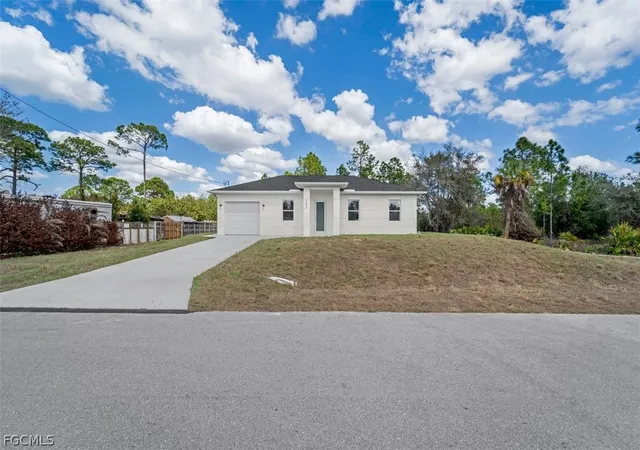 Photo 3 of Sale Pending at 105 E 9th Street, Lehigh Acres, FL 33972 | MLS# 2026012878 | Listing updated on 2026-07-13