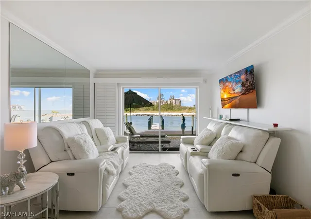 4th image of 1206 Edington Pl, Marco Island, FL 34145