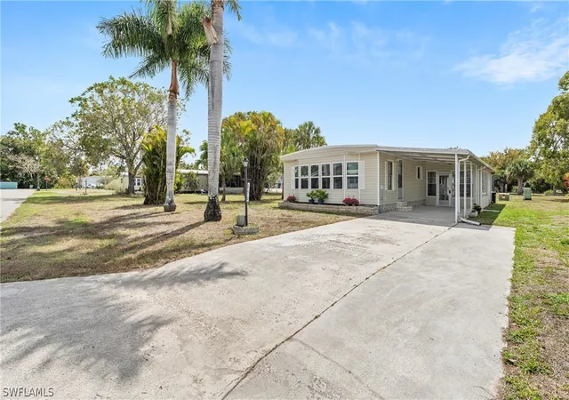 Homes for sale in Naples, FL | 250 Indian Key Ln, Naples, FL 34114 | MLS# 226011426
