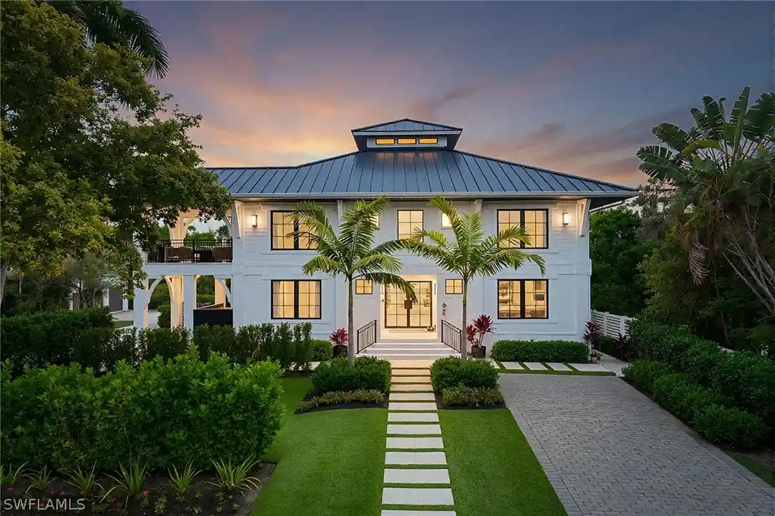 Photo 1 of Single family home for sale at 1355 4th Street S, Naples, FL 34102 | MLS# 226011370 | Listing updated on 2026-10-31