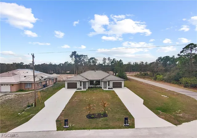2nd image of 526 Knapp St, Lehigh Acres, FL 33974 | MLS# 2026012975