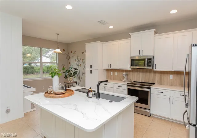 2nd image of 2419 Ashbury Cir, Cape Coral, FL 33991 | MLS# 2026013004