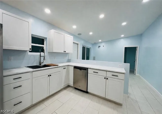 3rd image of 149 Hibiscus Dr, Fort Myers Beach, FL 33931 | MLS# 2026013009