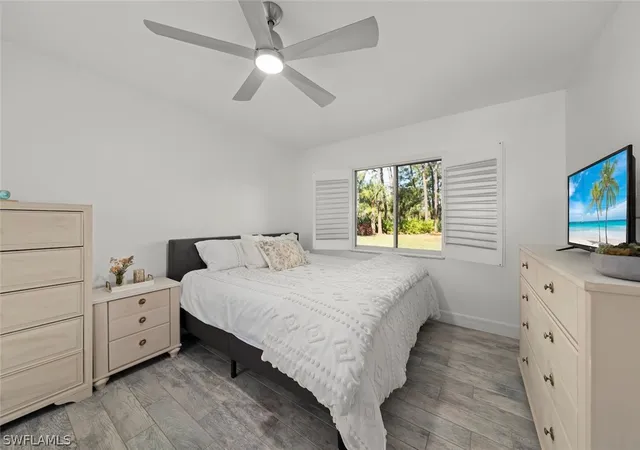 Listing Photo 5 - Condo for sale in building located at 5965 Bloomfield Cir, Naples, FL 34112 - Unit #B104