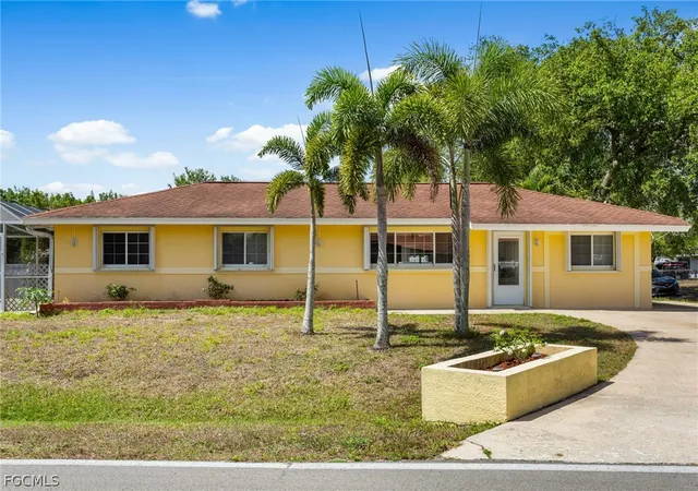 1st image of 2803 W Cypress Ave, Fort Myers, FL 33905 | MLS# 2026013112